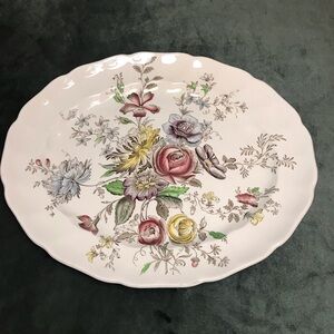 Johnson Brothers Sheraton Floral Center Group Serving Platter dish  14”x11”